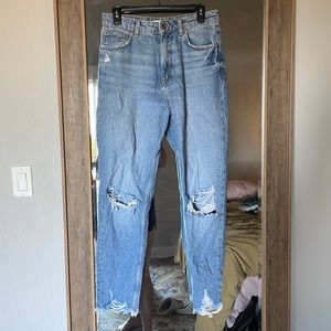 Distressed Zara light wash straight jean